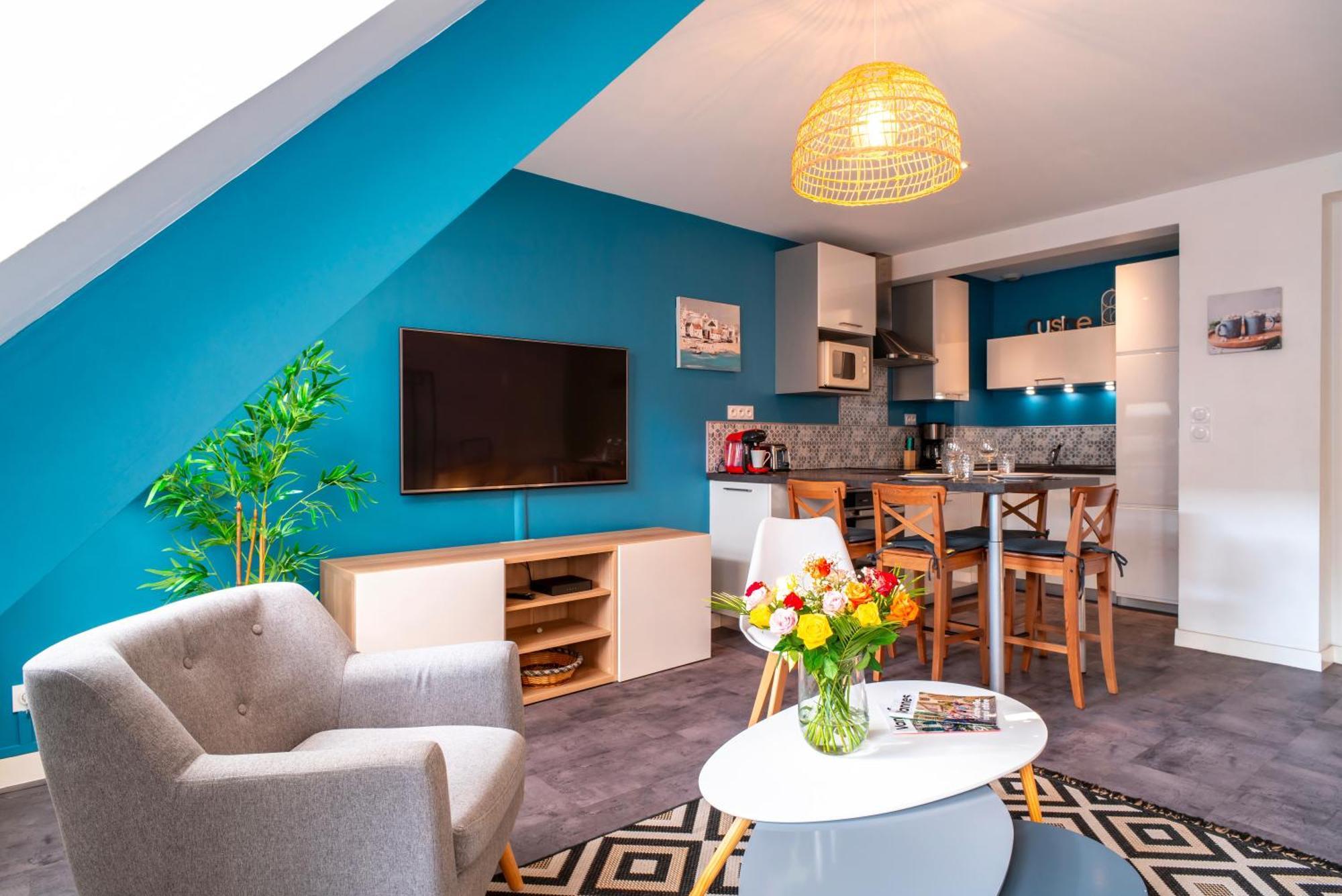 Le Saint-patern - T3 Centre-ville Et Garage Securise *